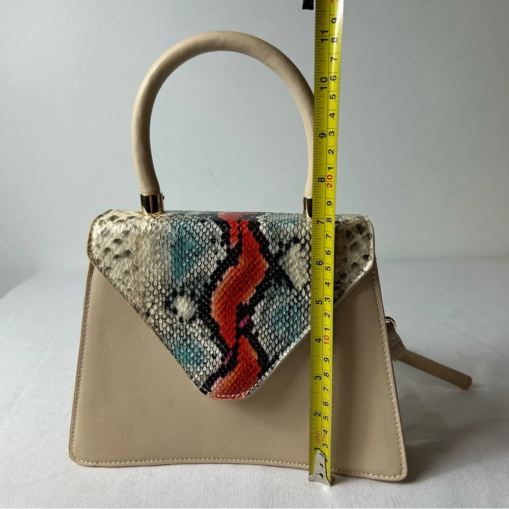 Urban Expressions Willow Crossbody Top Handle Snakeskin Detachable Strap‎ Purse